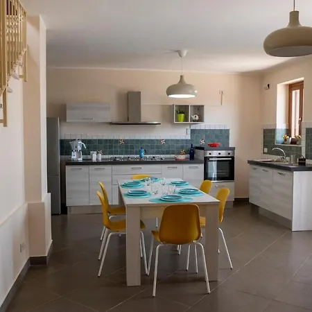 Apartman Marazia With Garden And Private Parking!