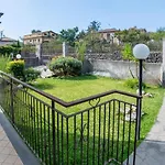 Guesthost - Marazia With Garden And Parking! *